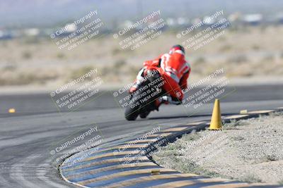 media/Dec-01-2025-Moto Forza (Mon) [[2daa91e15f]]/1-Advanced Group/Session 2 Turn 11 Backside/